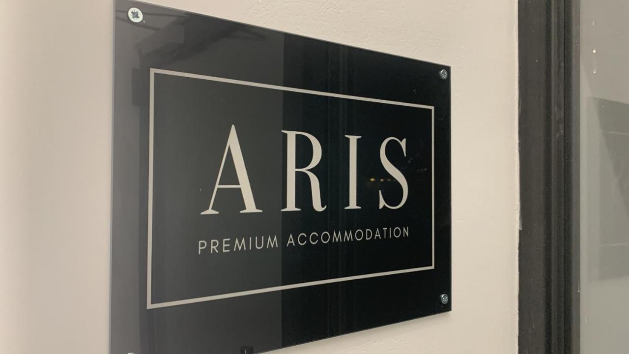 Ferienwohnung Aris Neos Kosmos Athen Exterior foto